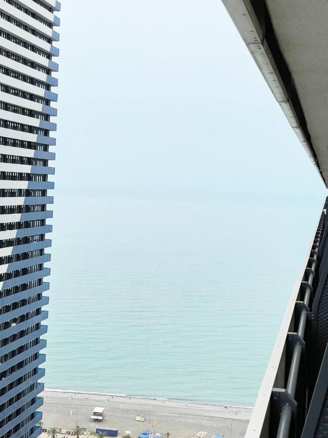Sea ​​View In Orbi City Batumi Eksteriør bilde