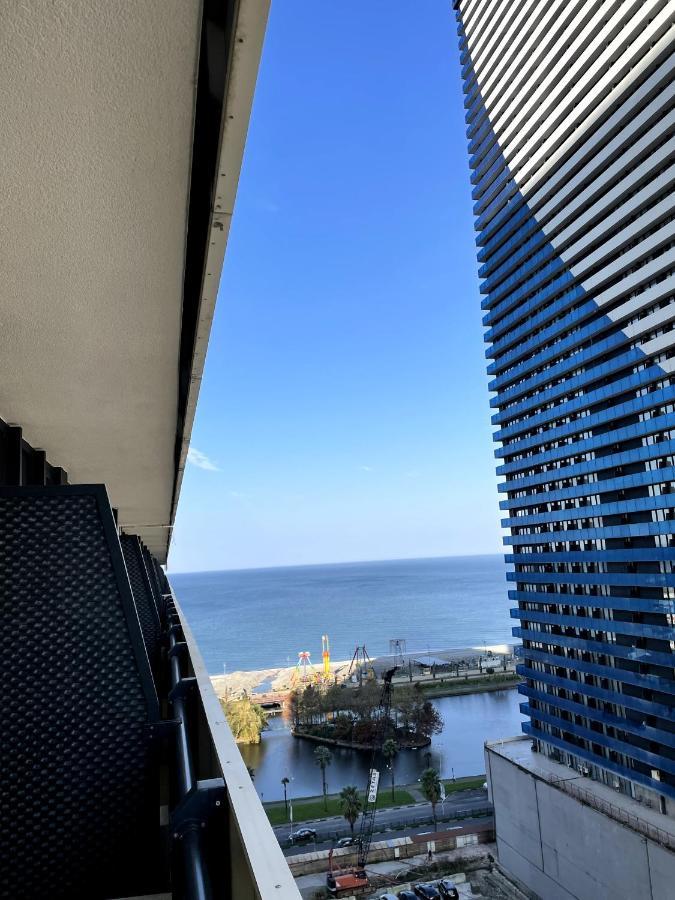 Sea ​​View In Orbi City Batumi Eksteriør bilde