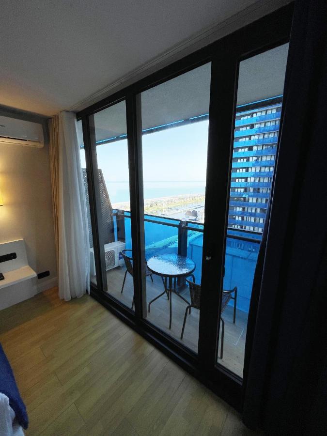 Sea ​​View In Orbi City Batumi Eksteriør bilde