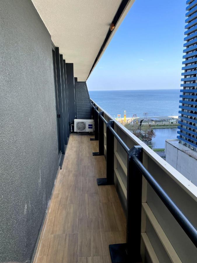 Sea ​​View In Orbi City Batumi Eksteriør bilde