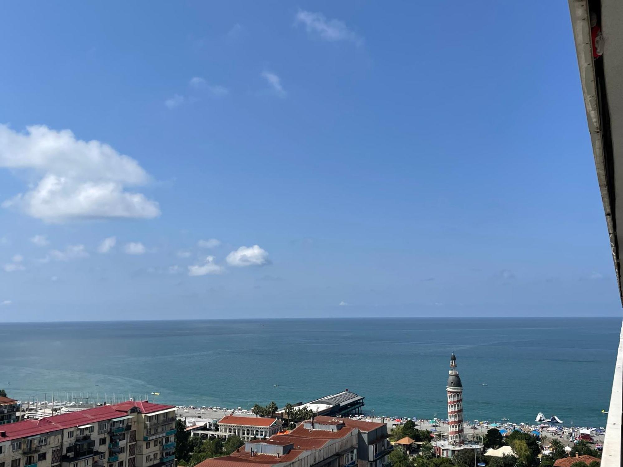 Sea ​​View In Orbi City Batumi Eksteriør bilde
