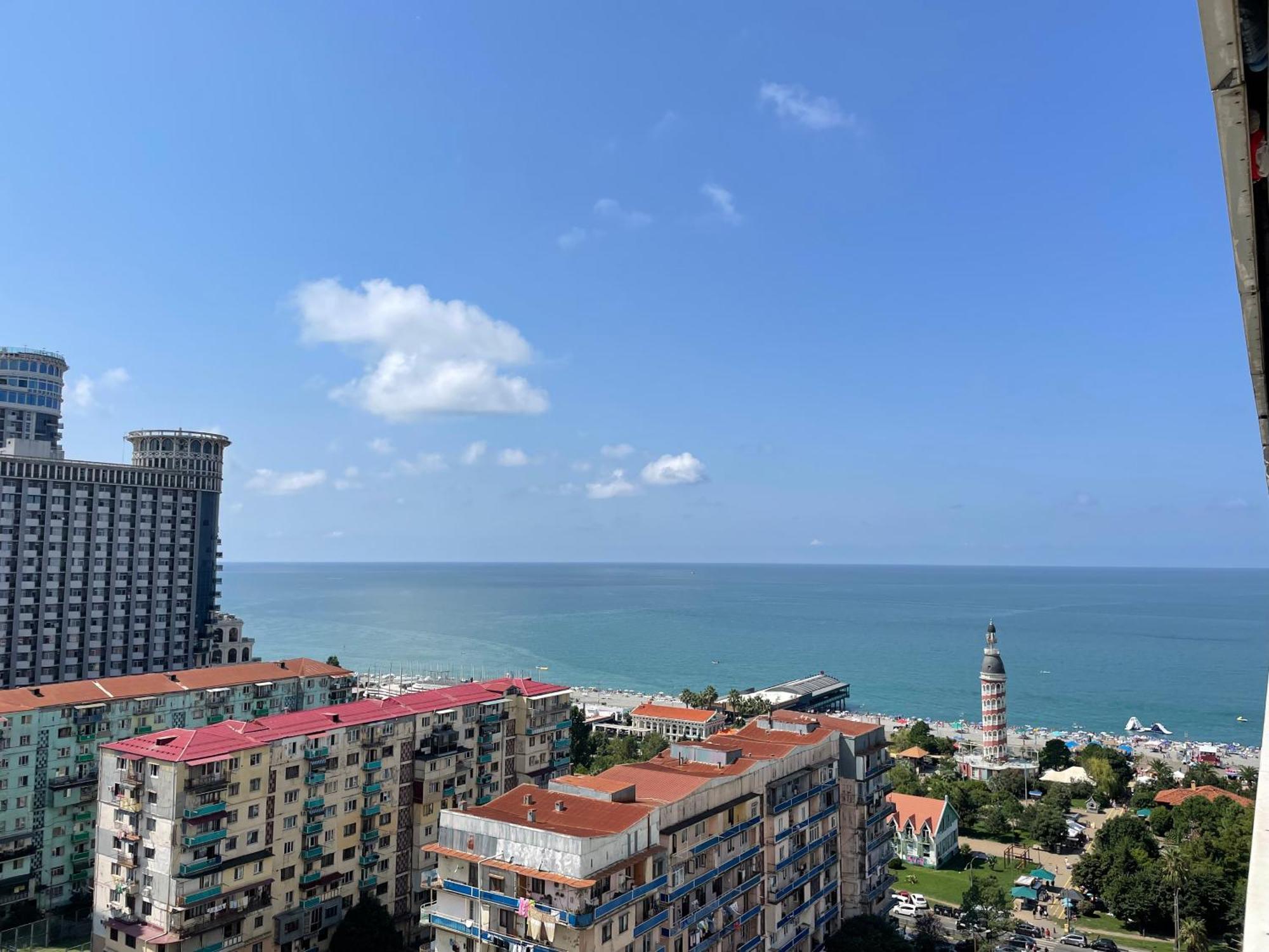 Sea ​​View In Orbi City Batumi Eksteriør bilde